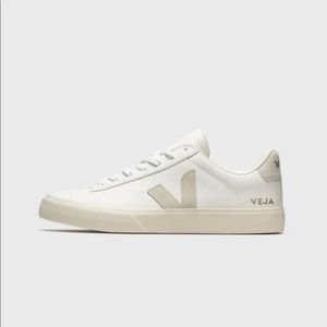 Veja Campo sneaker New in box, unworn